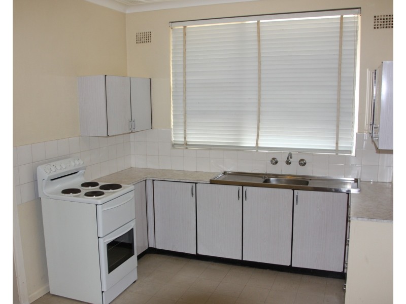 6/50 Matthews Street, Punchbowl NSW 2196