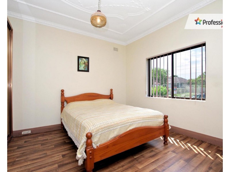 902 PUNCHBOWL Road, Punchbowl NSW 2196