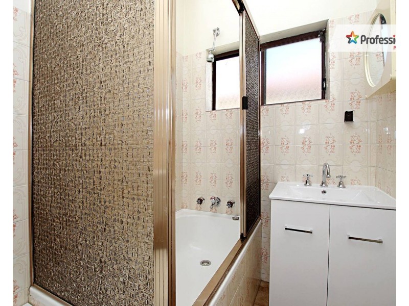 902 PUNCHBOWL Road, Punchbowl NSW 2196