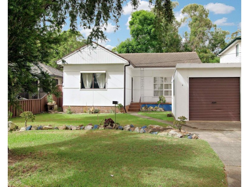 8 IRIS Avenue, Riverwood NSW 2210