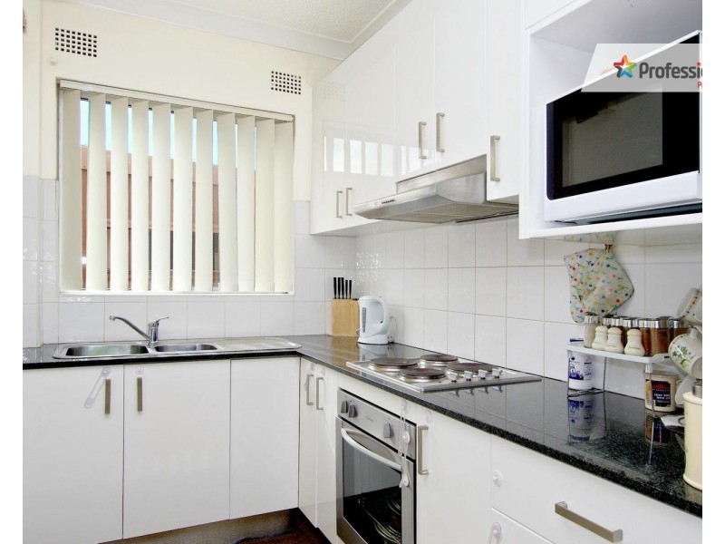 3/76 ROSSMORE Avenue, Punchbowl NSW 2196