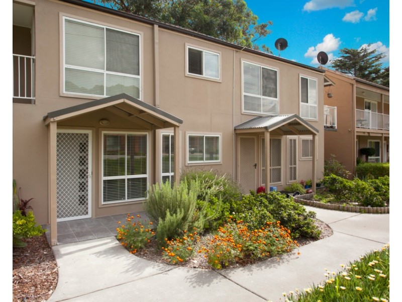 6/32 Chiswick Road, Greenacre NSW 2190