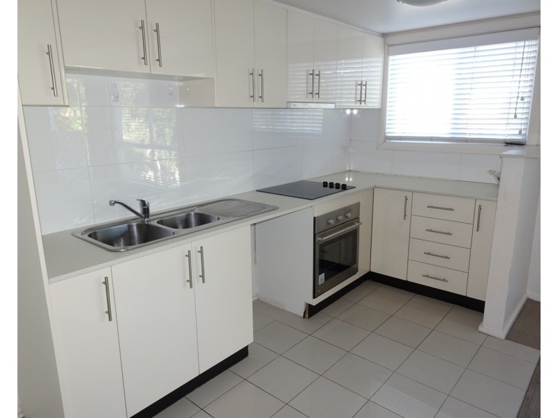 6/32 Chiswick Road, Greenacre NSW 2190