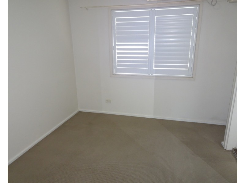 6/32 Chiswick Road, Greenacre NSW 2190