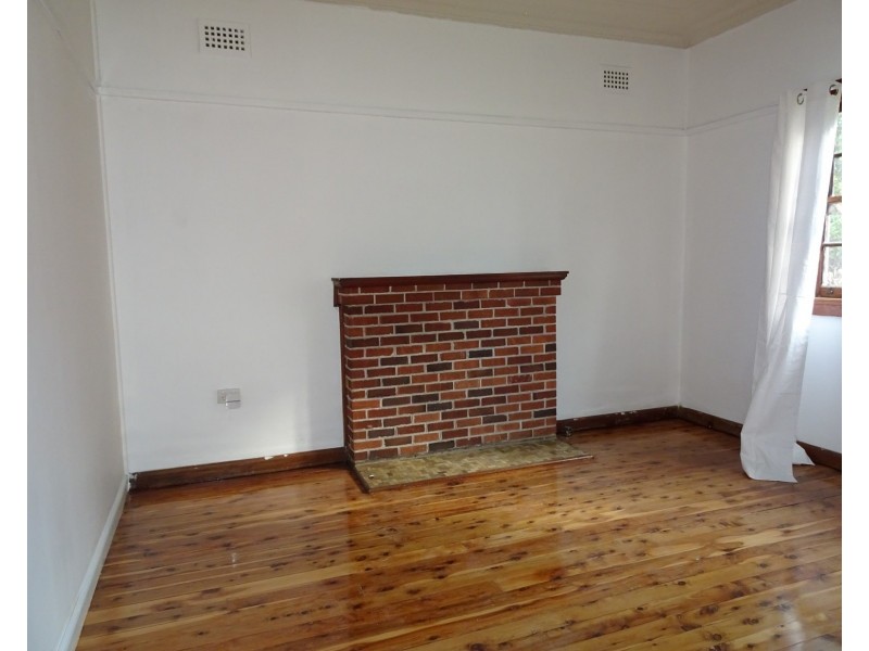 96 Ludgate Street, Roselands NSW 2196