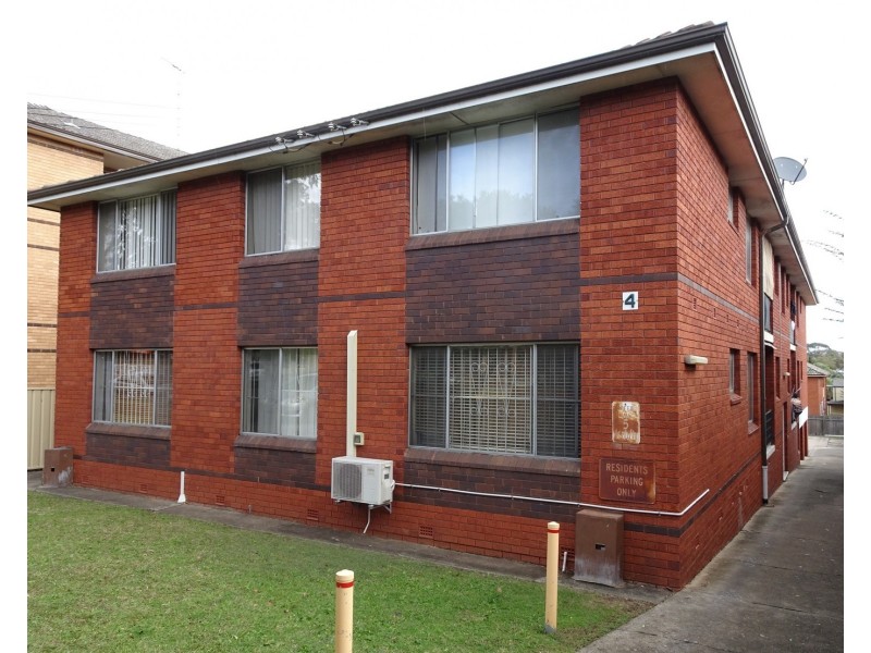 2/4 Shadforth Street, Wiley Park NSW 2195