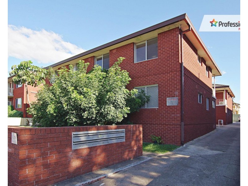 2/71 Dudley Street, Punchbowl NSW 2196