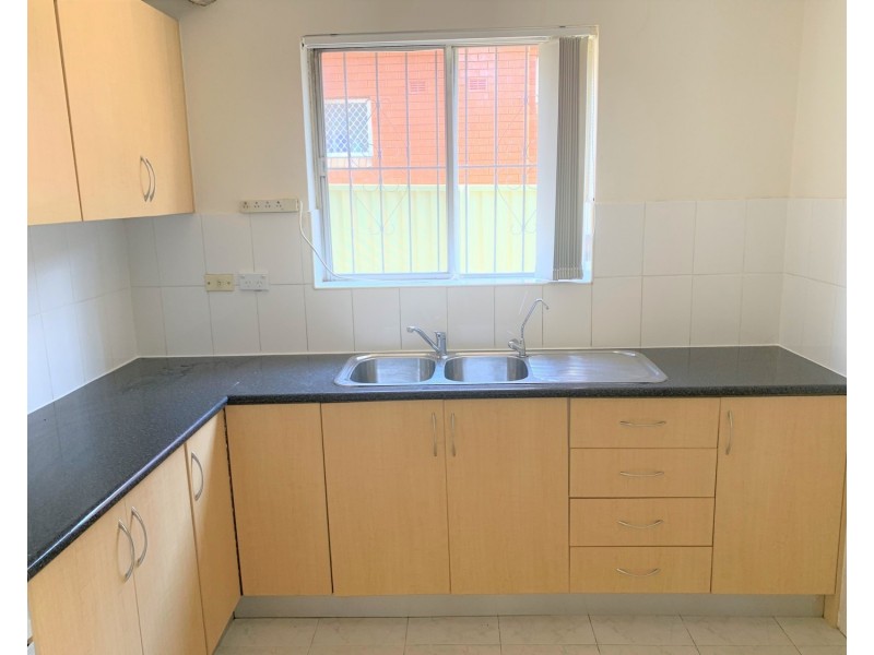 2/71 Dudley Street, Punchbowl NSW 2196