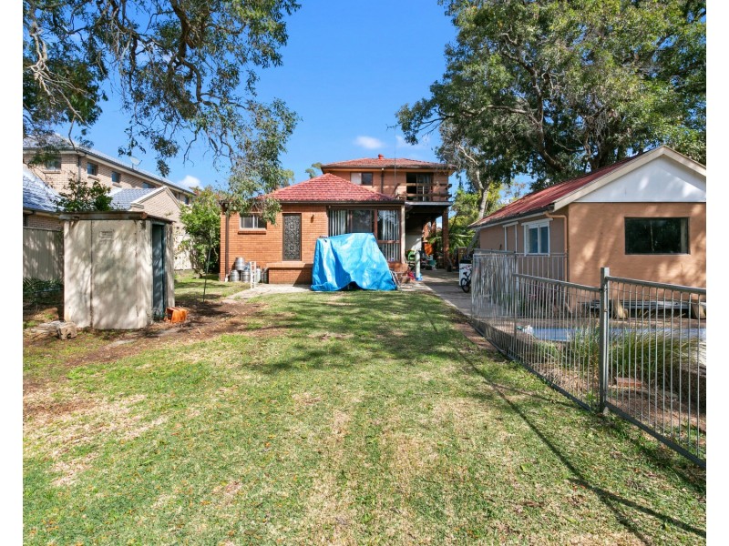 30  LANCASTER Avenue, Punchbowl NSW 2196