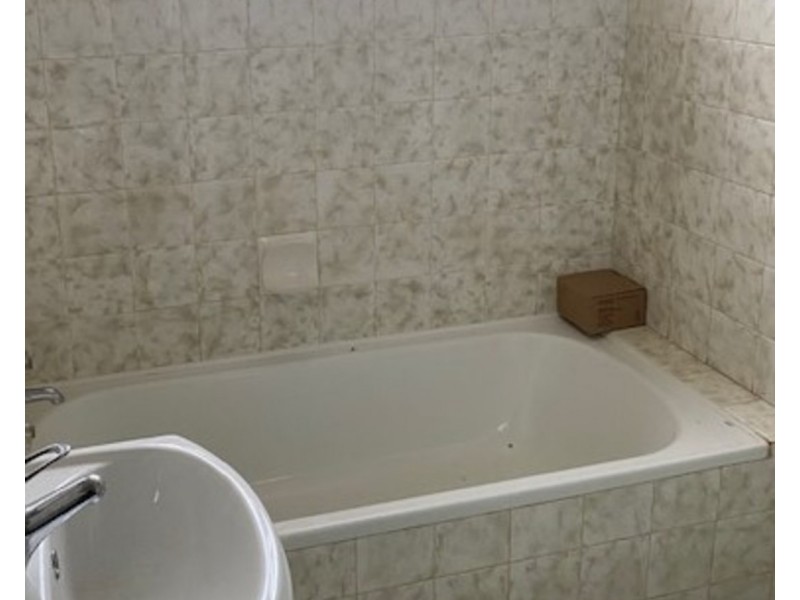 3/4 Campbell Street, Punchbowl NSW 2196