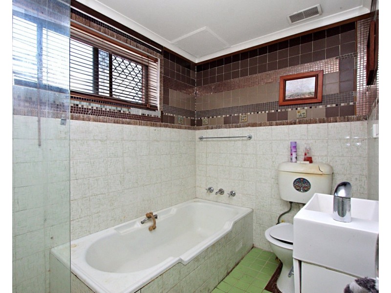 8/143 VICTORIA Road, Punchbowl NSW 2196