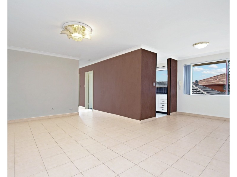 4/98 VICTORIA Road, Punchbowl NSW 2196