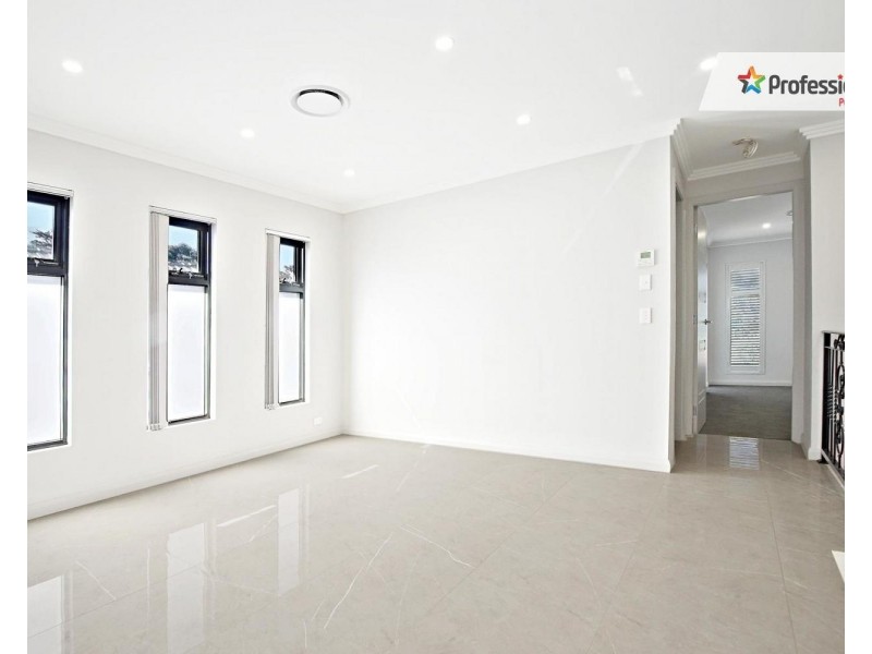 17a Christian Road, Punchbowl NSW 2196