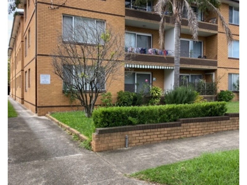8/3 St Clair Street, Belmore NSW 2192