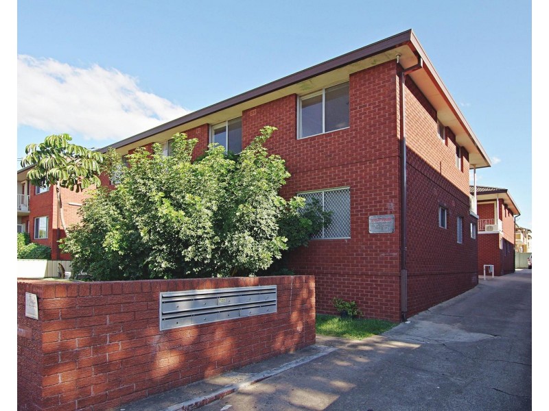 7/71 dudley Street, Punchbowl NSW 2196