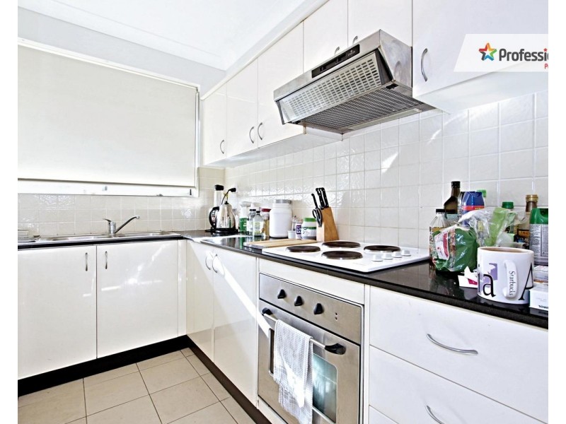 8/112 ROSSMORE Avenue, Punchbowl NSW 2196