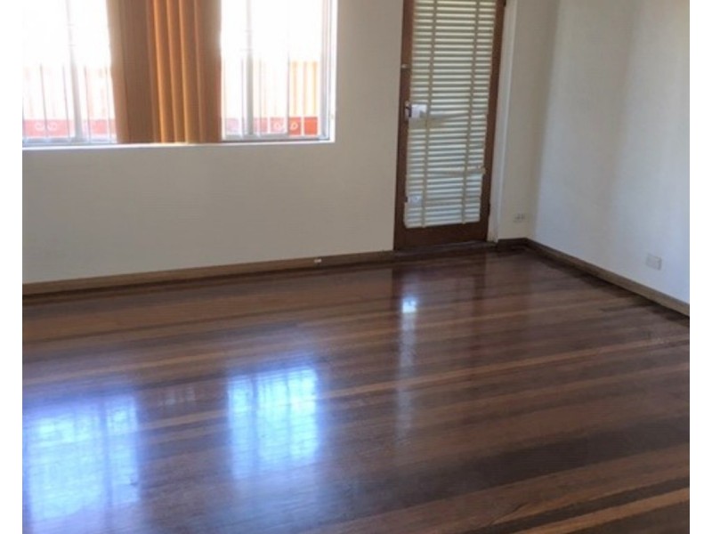 1/50 ROSSMORE Avenue, Punchbowl NSW 2196