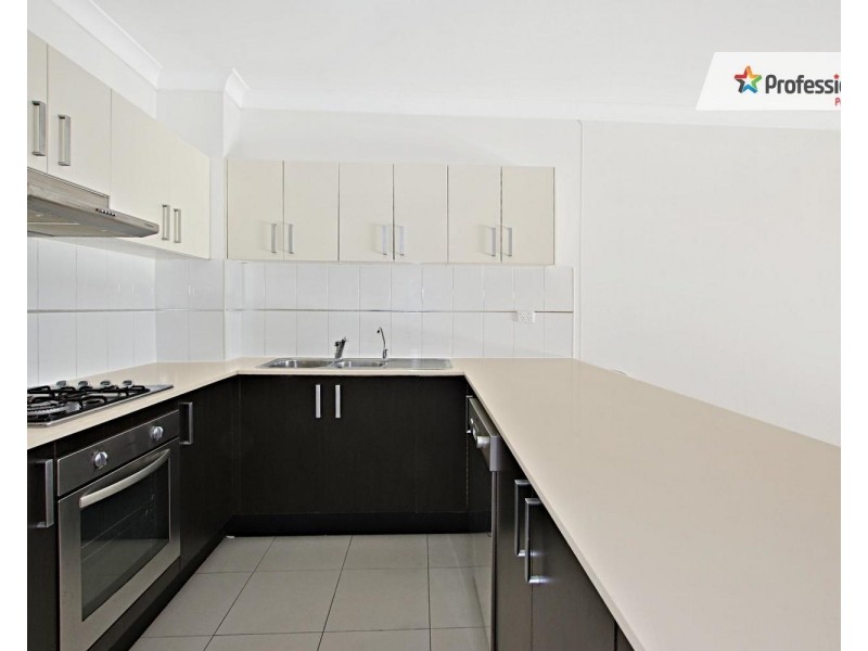 18/2 AMY Road, Regents Park NSW 2143