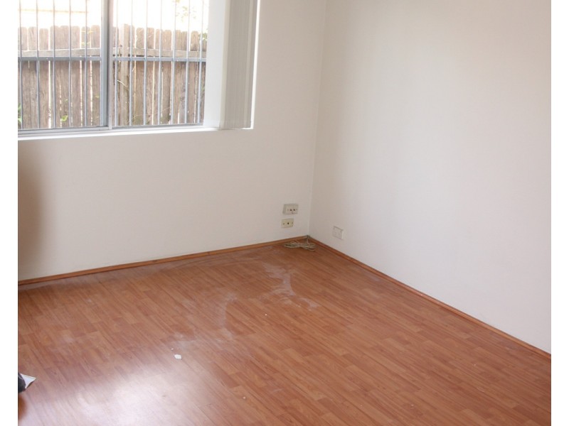 2/36 Dudley Street, Punchbowl NSW 2196