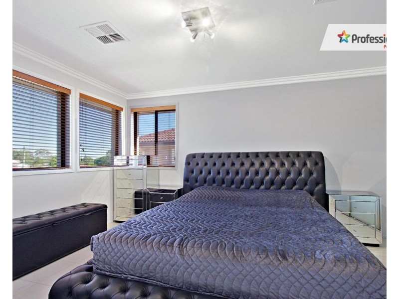 124 JOHNSTON Road, Bass Hill NSW 2197