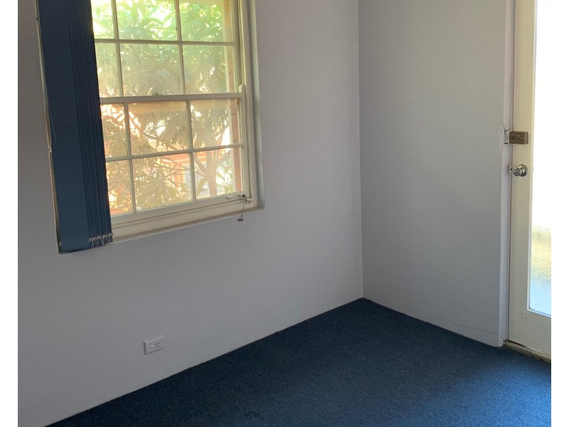 8/121 Victoria Road, Punchbowl NSW 2196