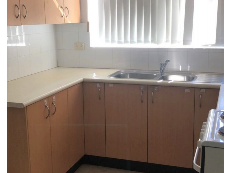 6/41-43 Rosemont Street, Punchbowl NSW 2196