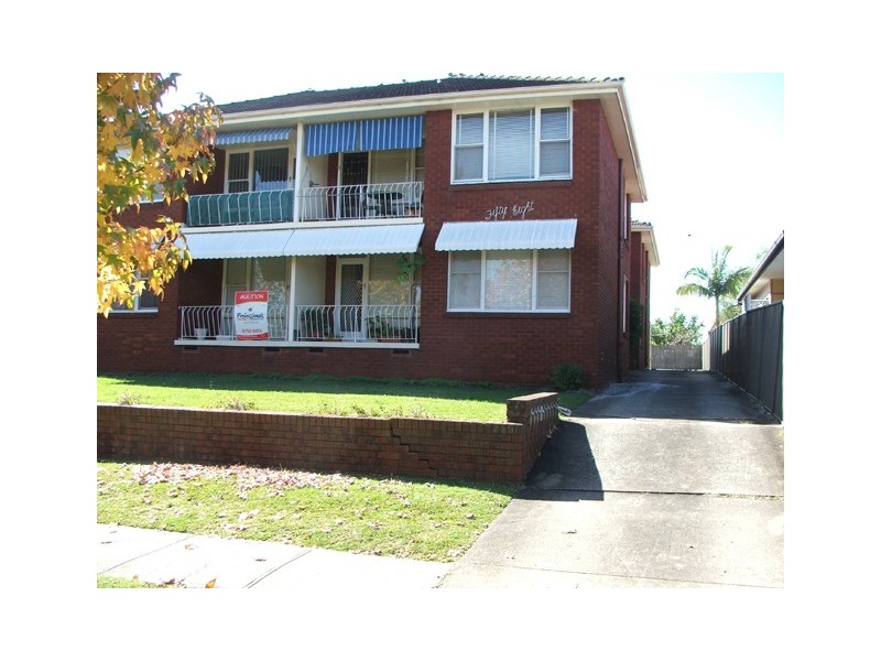 2/58 Broadway Street, Punchbowl NSW 2196