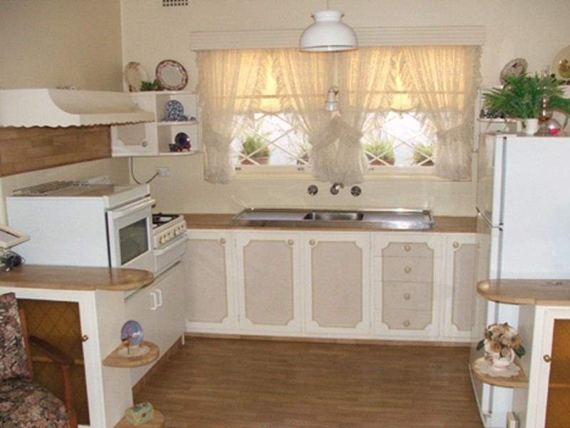 84 Carrisbrook Avenue, Punchbowl NSW 2196