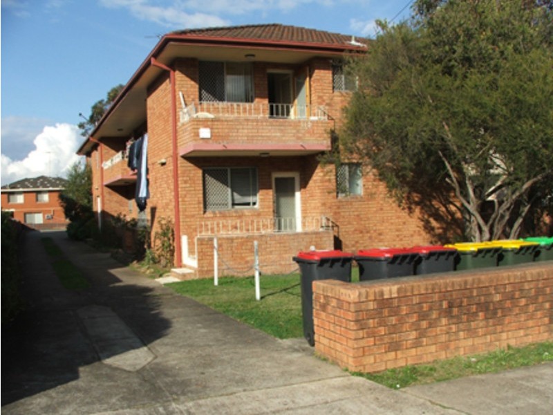 1/112 Victoria Avenue, Punchbowl NSW 2196