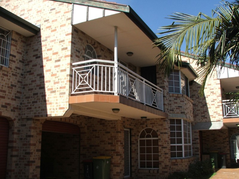 4/2 Marcella Street, Punchbowl NSW 2196