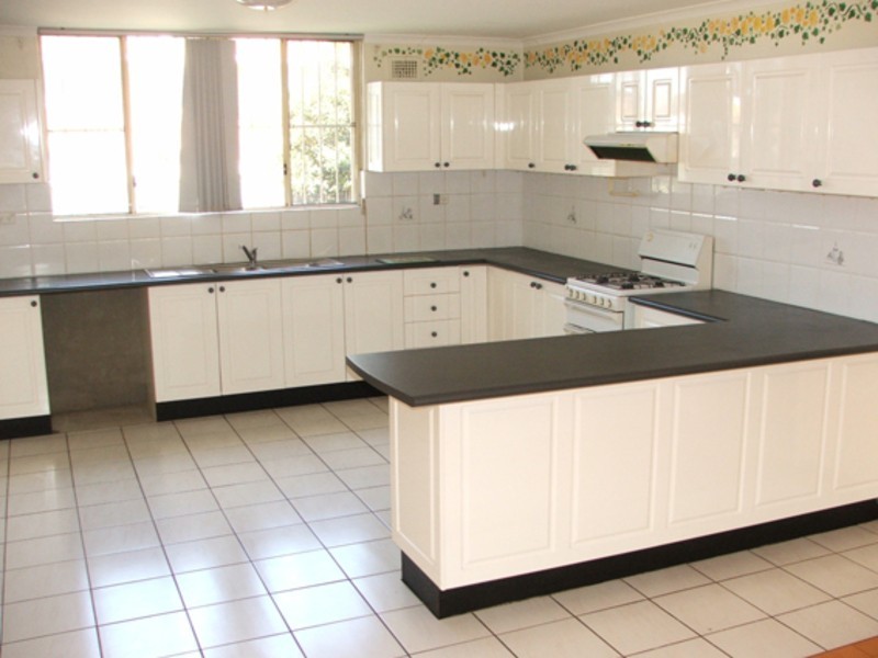 3/14 Nicoll Street, Roselands NSW 2196