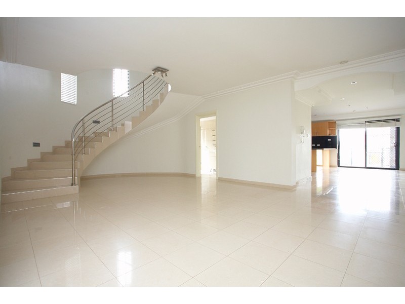 9 Lavender Avenue, Punchbowl NSW 2196