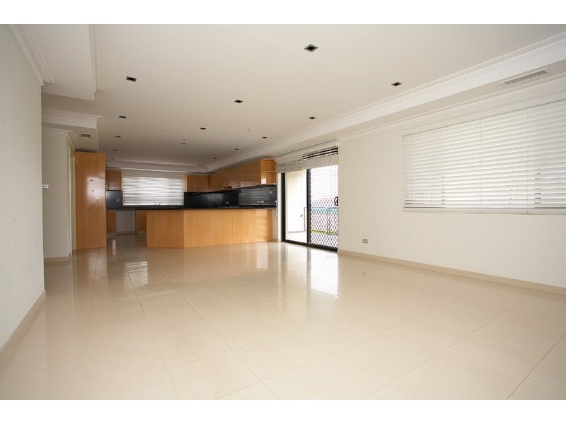 9 Lavender Avenue, Punchbowl NSW 2196