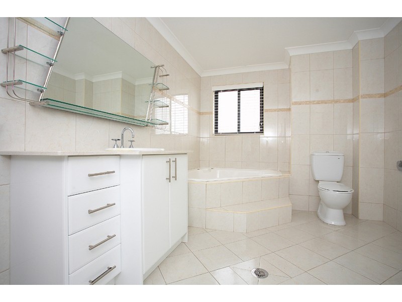 9 Lavender Avenue, Punchbowl NSW 2196