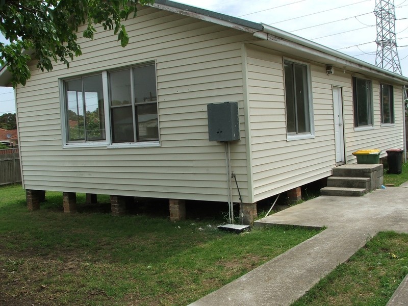 15a Gowrie Avenue, Punchbowl NSW 2196