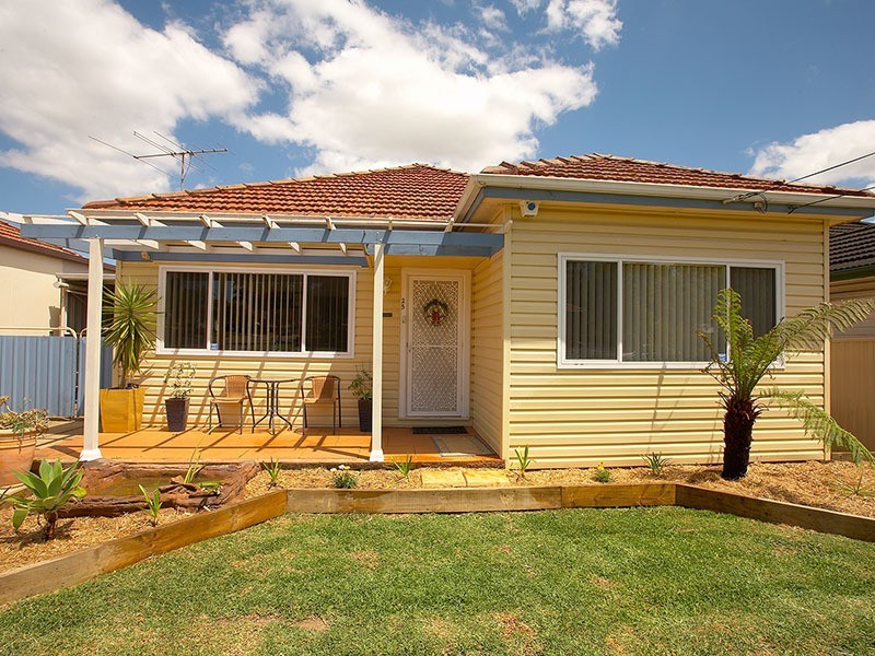 25 Alverstone Street, Riverwood NSW 2210