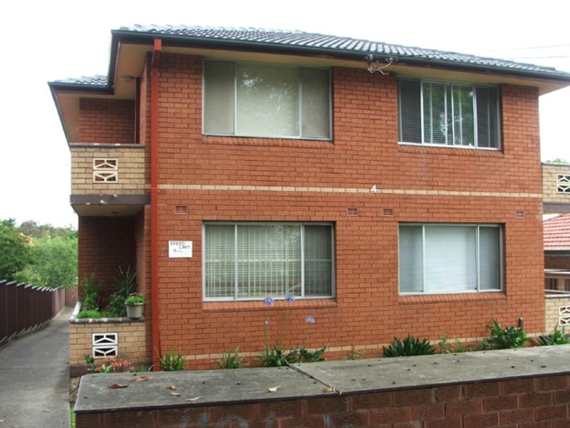 4/4 Campbell Street, Punchbowl NSW 2196