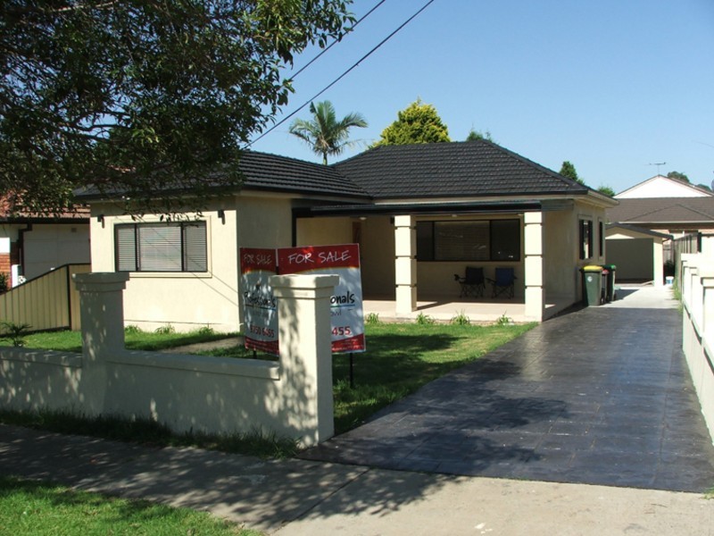 43 Cullens Road, Punchbowl NSW 2196