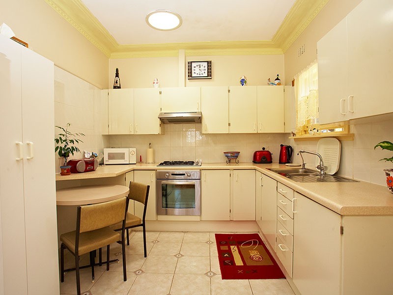 8 Boxley Crescent, Bankstown NSW 2200