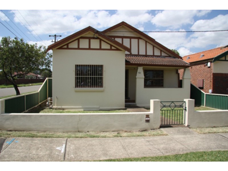 52 Gowrie Avenue, Punchbowl NSW 2196