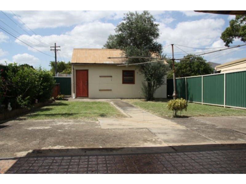 52 Gowrie Avenue, Punchbowl NSW 2196