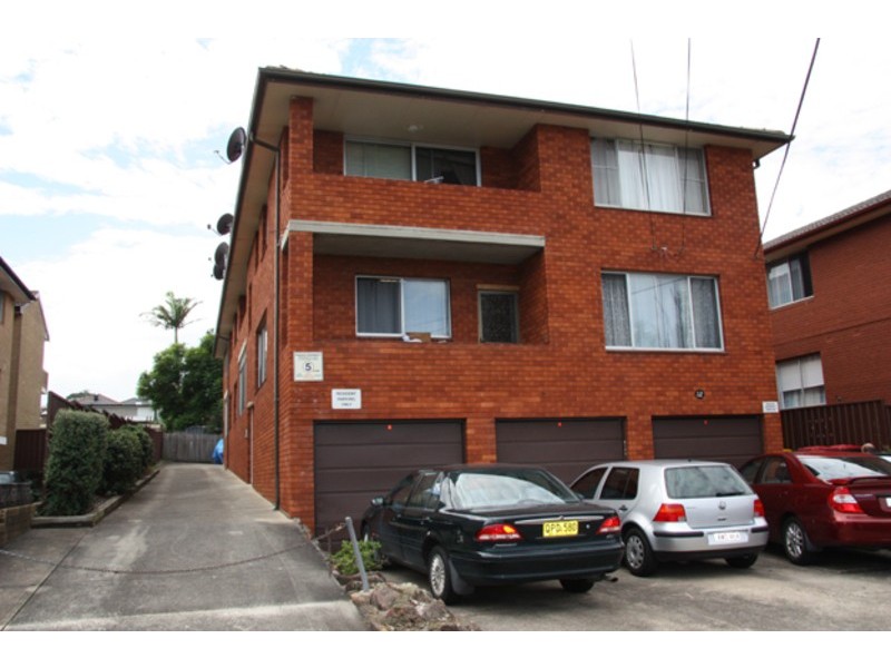 3/52 Arthur Street, Punchbowl NSW 2196