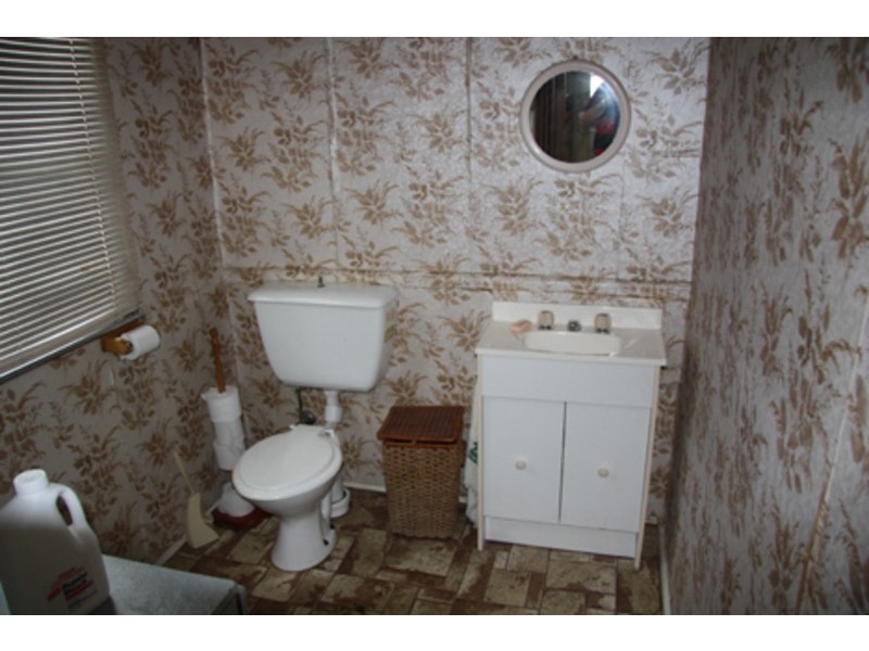 9 Blenman Avenue, Punchbowl NSW 2196