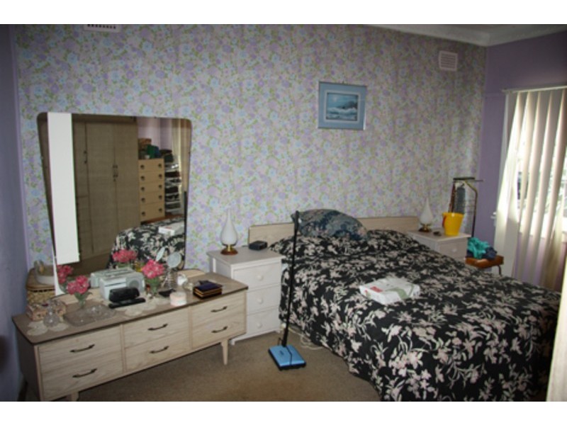 9 Blenman Avenue, Punchbowl NSW 2196