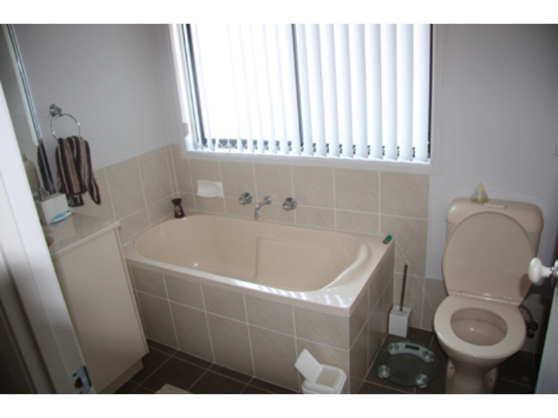 4 Lumeah Avenue, Punchbowl NSW 2196