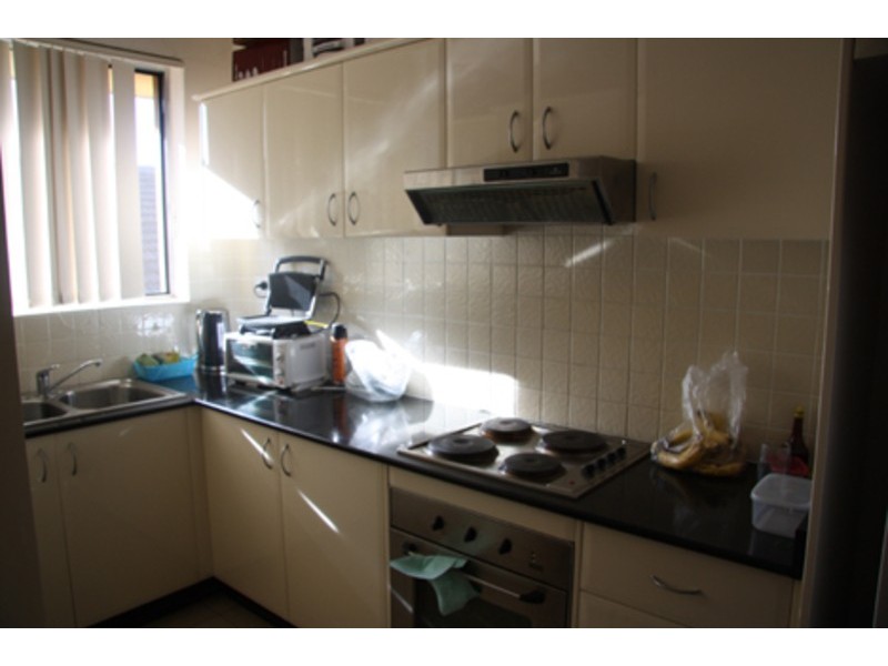 8/112 Rossmore Avenue, Punchbowl NSW 2196