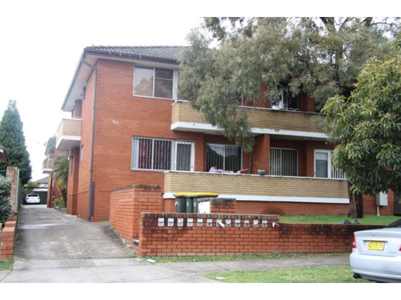 2/86 Victoria Road, Punchbowl NSW 2196