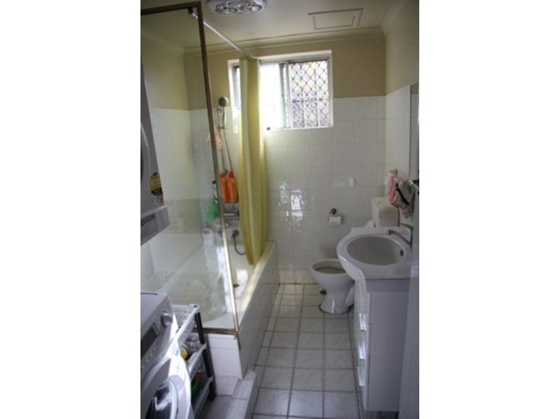 2/8 Faux Street, Wiley Park NSW 2195