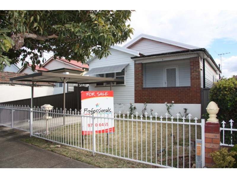 3 Faux Street, Wiley Park NSW 2195