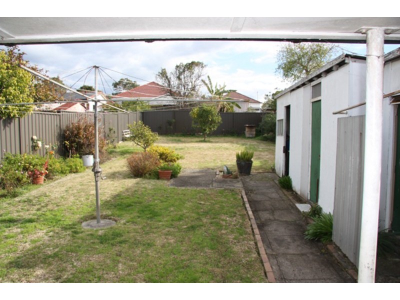 3 Faux Street, Wiley Park NSW 2195